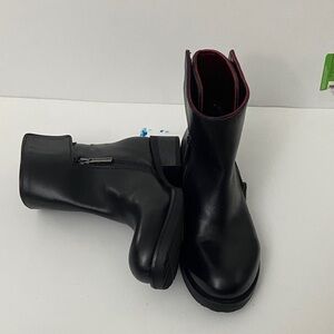 Colette Black Leather Zipper Boots